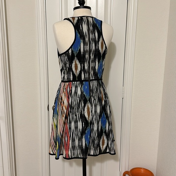 Summer RaceBack Abstract Aztec Print Dress - Picture 4 of 11